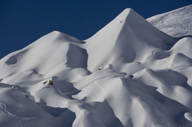  Paradiski 和拉普拉涅 